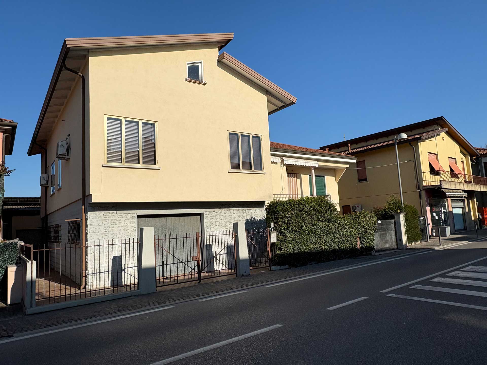 Marano abitazione accostata indipendente